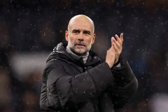Pep Guardiola úp mở tương lai: Đòn tâm lý bậc thầy tại Man City