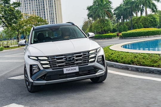Giá xe Hyundai Tucson tháng 12: Chi phí lăn bánh và ưu đãi