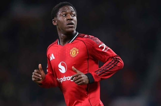 Aston Villa - Man Utd: Mainoo đối đầu Rogers định đoạt đại chiến