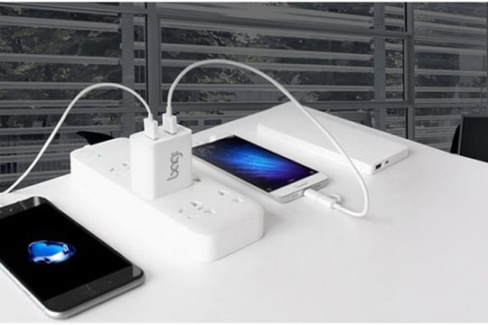 Cắm sạc điện thoại liên tục có làm chai pin? Đây là câu trả lời từ Apple, Samsung và Google