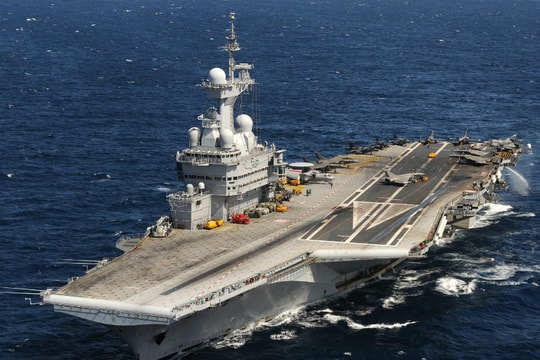 Pháp phát triển tàu sân bay hạt nhân mới PANG đến 2038