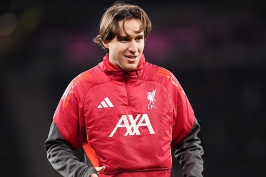 Liverpool khủng hoảng hàng công, cơ hội vàng cho Federico Chiesa