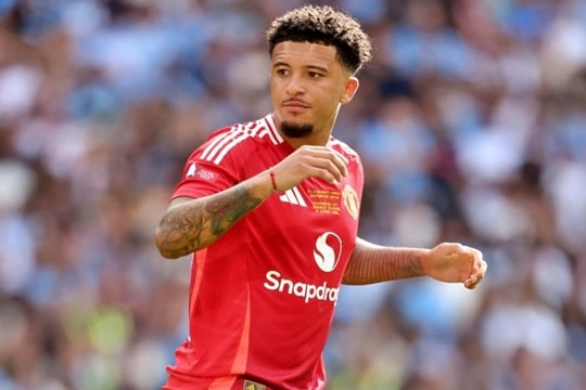 MU đối mặt quyết định 138 triệu bảng cho tương lai Jadon Sancho