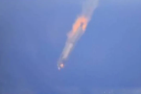 Trường Chinh 12A trong cuộc đua tên lửa tái sử dụng