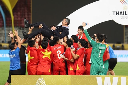 VFF vạch lộ trình World Cup sau tấm HCV SEA Games 33 lịch sử