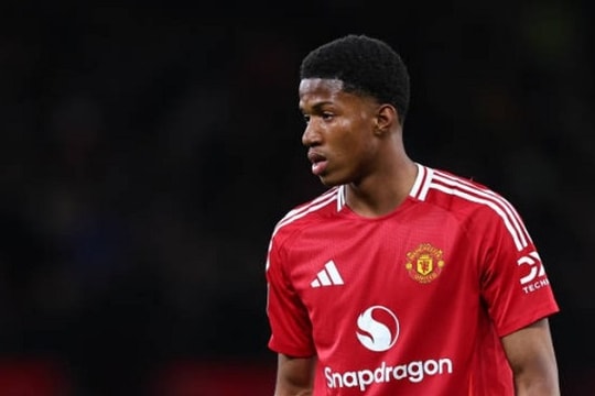 Chido Obi: Bài học kiên nhẫn từ HLV Amorim tại Man United