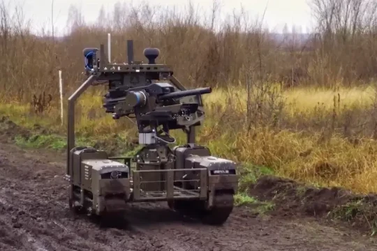 Ukraine đưa robot chiến đấu mặt đất vũ trang vào biên chế