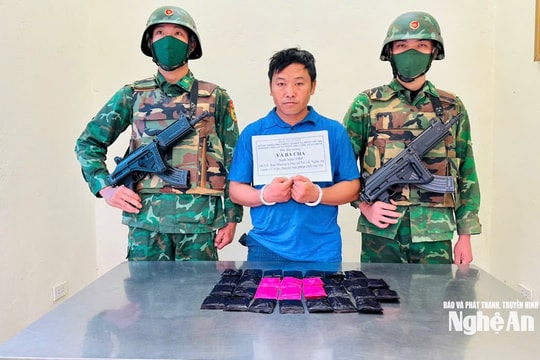 Bắt đối tượng vận chuyển 6.000 viên ma túy tổng hợp trên Quốc lộ 16