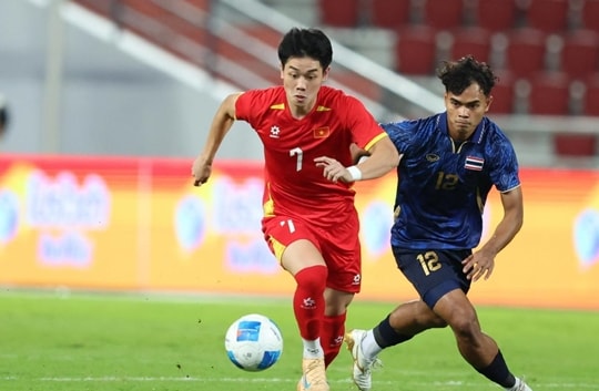 Quả bóng vàng Việt Nam 2025: Đình Bắc và Hoàng Đức cạnh tranh quyết liệt