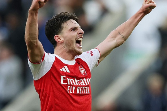 Arsenal vs Brighton: Sức ép giữ ngôi đầu tại pháo đài Emirates