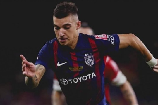 Malaysia tăng cường sức mạnh trước đại chiến với Việt Nam