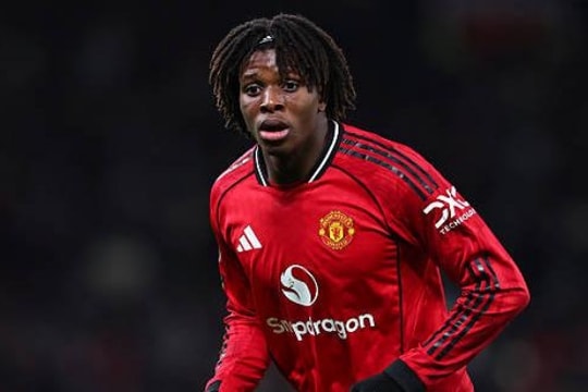 Man United hạ Newcastle 1-0: Cú hích từ người hùng Patrick Dorgu