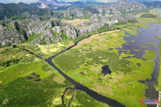 Ninh Bình: Khám phá "vịnh không sóng" Vân Long thanh bình