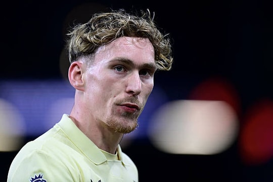 Man Utd muốn tái hợp James Garner: Tương lai nào cho Kobbie Mainoo?