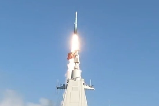 Trung Quốc thử nghiệm tên lửa siêu vượt âm YJ-20 trên tàu chiến