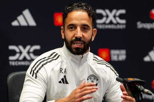 Man United và kỳ chuyển nhượng tháng 1: Những bài toán cân não