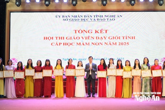 51 giáo viên được khen thưởng tại Hội thi giáo viên dạy giỏi tỉnh cấp mầm non