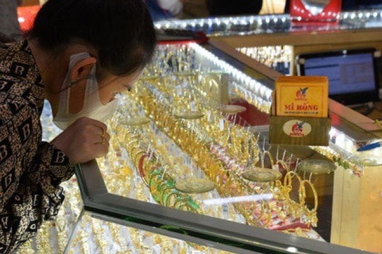 Giá vàng mới nhất 11h ngày 31/12: Giá vàng SJC, vàng nhẫn 9999 24K