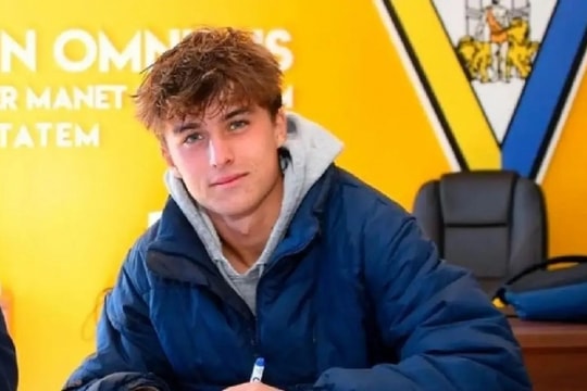 Real Madrid chiêu mộ thành công hậu vệ 17 tuổi Guille González