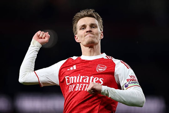 Martin Odegaard: Cơn khát chơi bóng hồi sinh thủ lĩnh Arsenal
