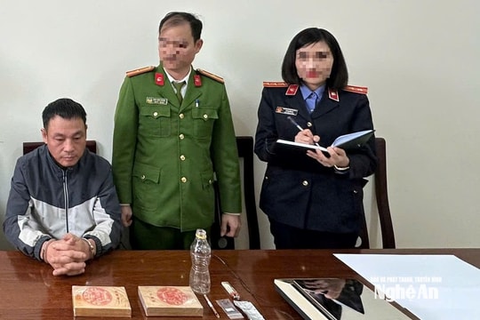 Bắt đối tượng mua bán ma túy từ nước ngoài về Nghệ An, thu giữ 2 bánh hêrôin