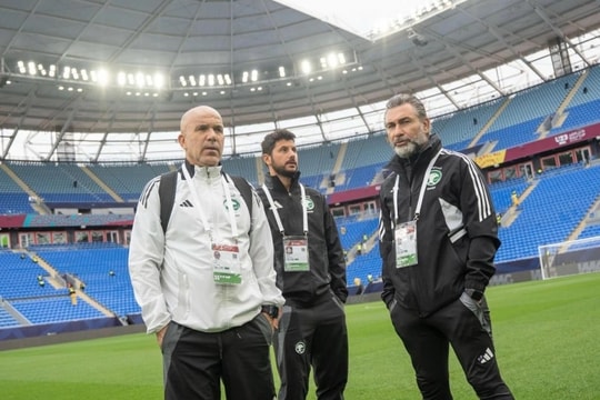 Kim Sang Sik đối đầu huyền thoại Luigi Di Biagio tại VCK U23 châu Á 2026