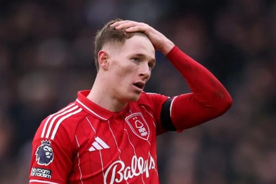 Elliot Anderson lập kỷ lục chuyền bóng tại Ngoại hạng Anh: Lời giải cho tuyến giữa của Man Utd