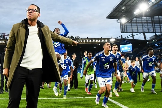 Lý do Liam Rosenior là ứng viên số một thay thế Enzo Maresca tại Chelsea