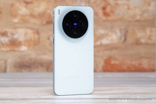 Vivo X300 Pro soán ngôi iPhone 17 Pro trở thành á quân nhiếp ảnh toàn cầu