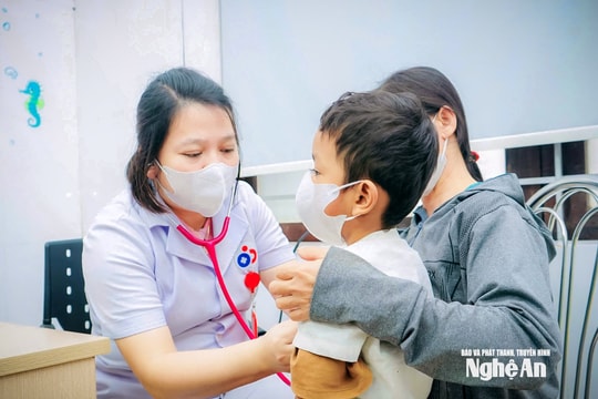 Infographic: 11 nhóm đối tượng nào được thanh toán 100% chi phí khám chữa bệnh BHYT từ 1/1/2026?