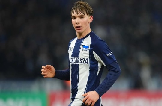 Kennet Eichhorn: 'Toni Kroos 2.0' 16 tuổi khiến Man Utd và Real Madrid sục sôi