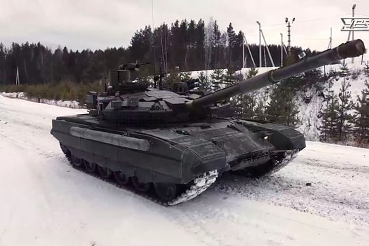 Nga trang bị hệ thống Arena-M mới giúp xe tăng T-90M đánh chặn thiết bị bay không người lái