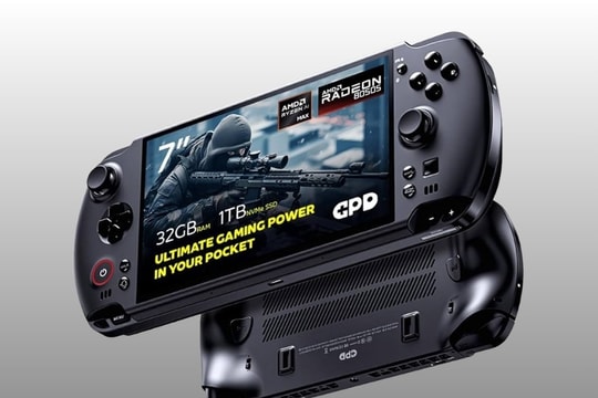 Cựu chủ tịch Blizzard: Máy console có giá trị vượt trội so với thiết bị cầm tay đắt tiền