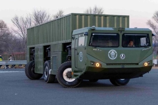 Trung Quốc thử nghiệm xe vận tải tên lửa ICBM chạy điện có khả năng di chuyển ngang