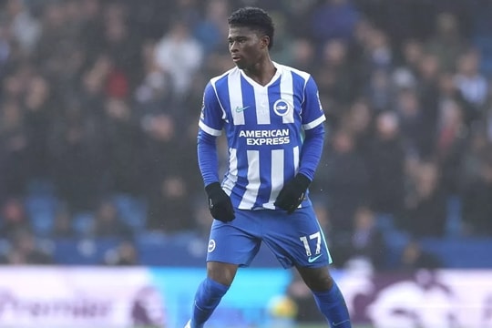 MU tạm hoãn thương vụ Carlos Baleba: Tầm nhìn dài hạn của Ruben Amorim tại Old Trafford