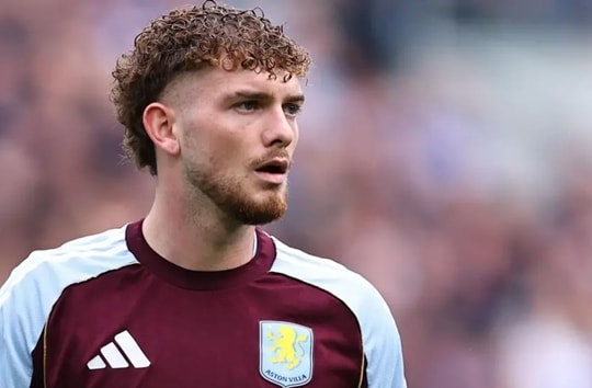 Harvey Elliott và nghịch lý 35 triệu bảng: Khi tài năng trẻ bị đóng băng tại Villa Park