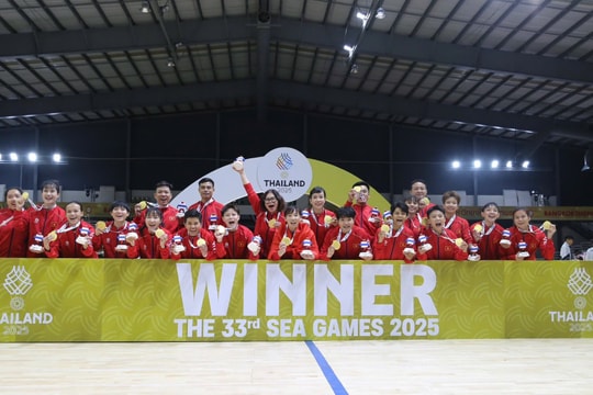Futsal nữ Việt Nam tranh giải đội tuyển hay nhất thế giới; Arsenal củng cố ngôi đầu Ngoại hạng Anh