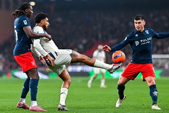 Manchester United nhắm 'máy quét' Ederson: Mảnh ghép hoàn hảo cho Ruben Amorim