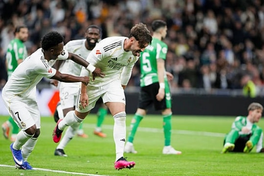 Vinicius Junior chấp nhận giảm lương để gia hạn với Real Madrid đến năm 2030