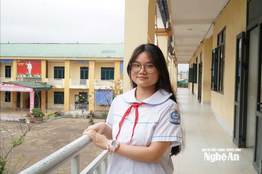 Nữ sinh Cửa Lò và ngôi vị thủ khoa môn Ngữ văn