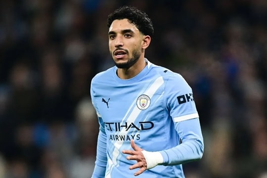 Tottenham cân nhắc đổi Udogie lấy Marmoush: Canh bạc tất tay cứu vãn mùa giải