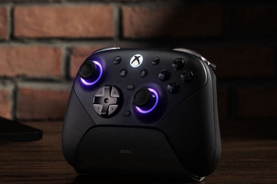 8BitDo ra mắt tay cầm Ultimate 3E cho Xbox và PC: Nâng cấp thiết kế và khả năng tùy biến