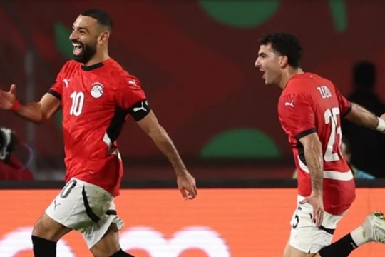 Mohamed Salah rực sáng phút bù giờ đưa Ai Cập vào tứ kết AFCON 2025 sau 120 phút nghẹt thở