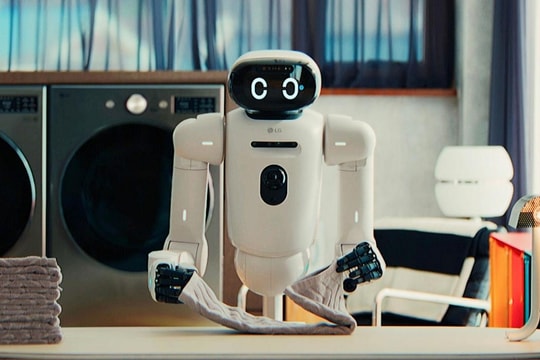 LG ra mắt robot CLOiD: Quản gia AI biết gấp quần áo và phục vụ đồ ăn tại CES 2026