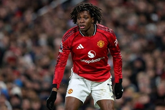 Darren Fletcher dẫn dắt Man Utd: Patrick Dorgu và phép thử chiến thuật mới tại Burnley