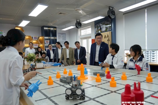 Năm 2026, học sinh Nghệ An sẽ thi khoa học kỹ thuật theo hình thức trực tuyến