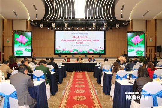 Nghệ An họp báo về tình hình kinh tế - xã hội, quốc phòng - an ninh năm 2025