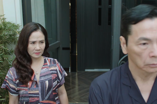 Lằn ranh tập 47: Khắc nhận tội hối lộ một mình, ông Sách âm mưu hạ bệ Chủ tịch Thủy