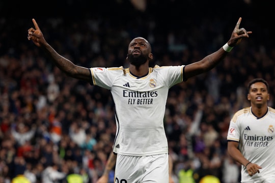 Real Madrid chốt giá bán Antonio Rudiger: Ngôi sao phòng ngự không còn bất khả xâm phạm