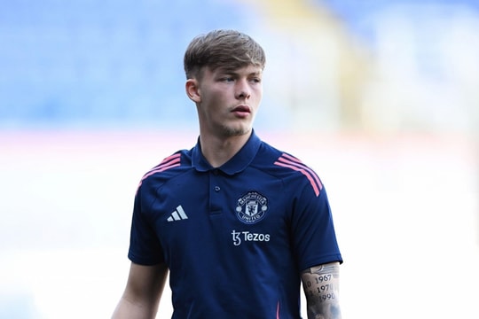 Man Utd chốt thương vụ chuyển nhượng đầu tiên ngay sau khi sa thải Ruben Amorim